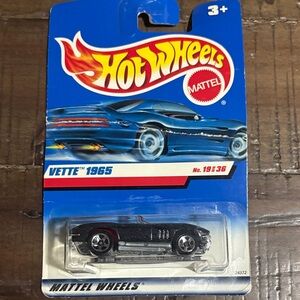 1998 Hot Wheels Black Vette 1965 Toy Car Bundle 2/$15